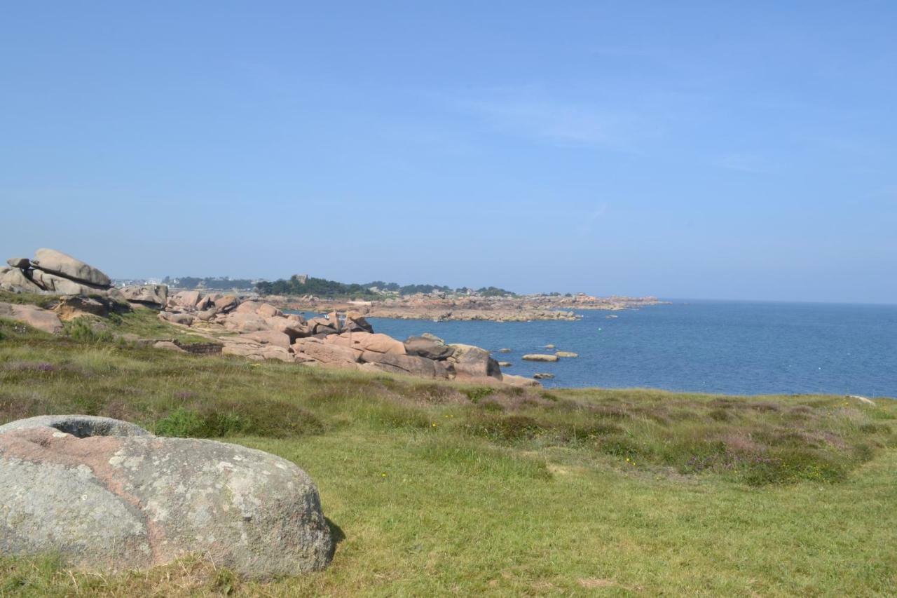 Gite Du Port Sur La Presqu'Ile De Lézardrieux מראה חיצוני תמונה